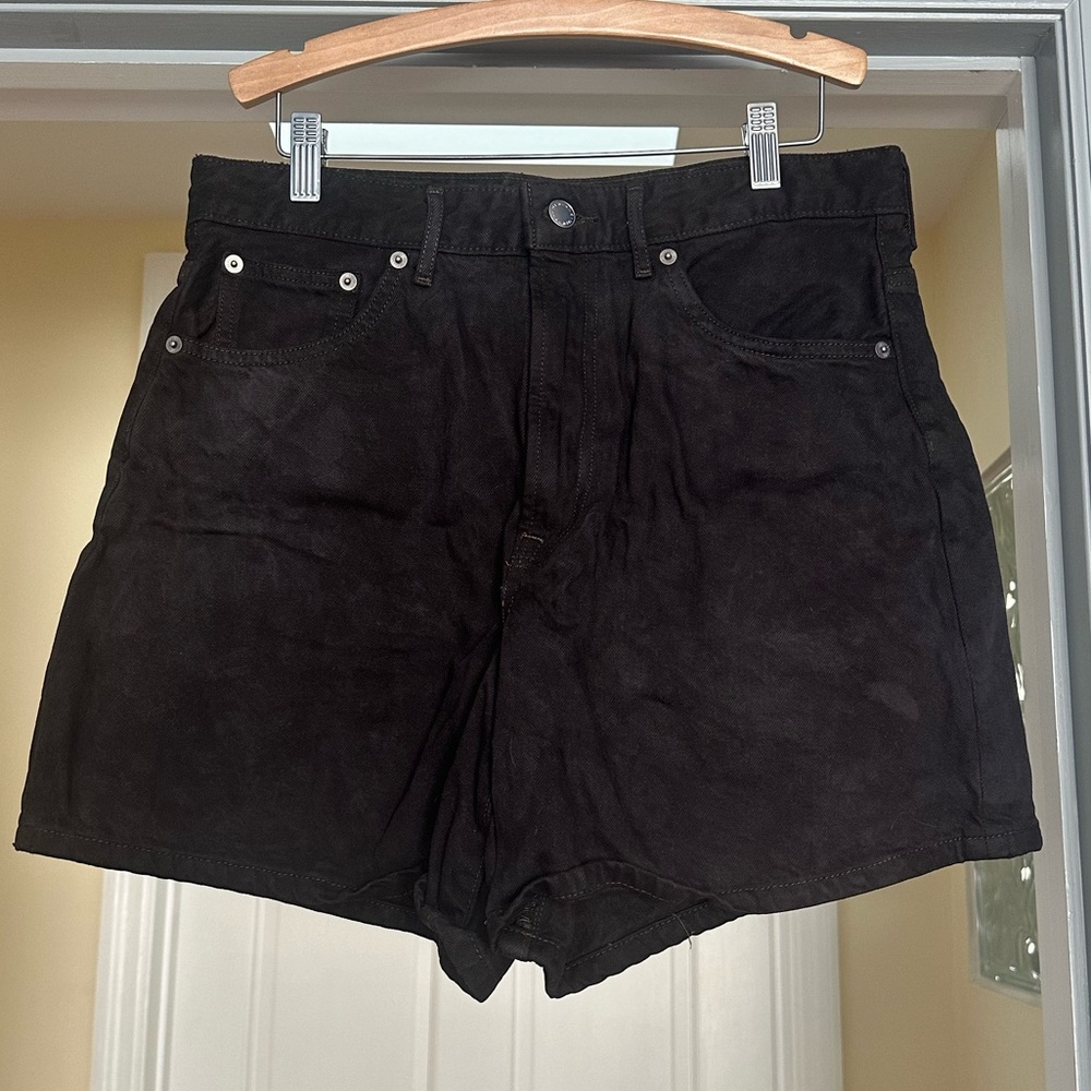 Size W29 Everlane a-line high waisted black Jean shorts
